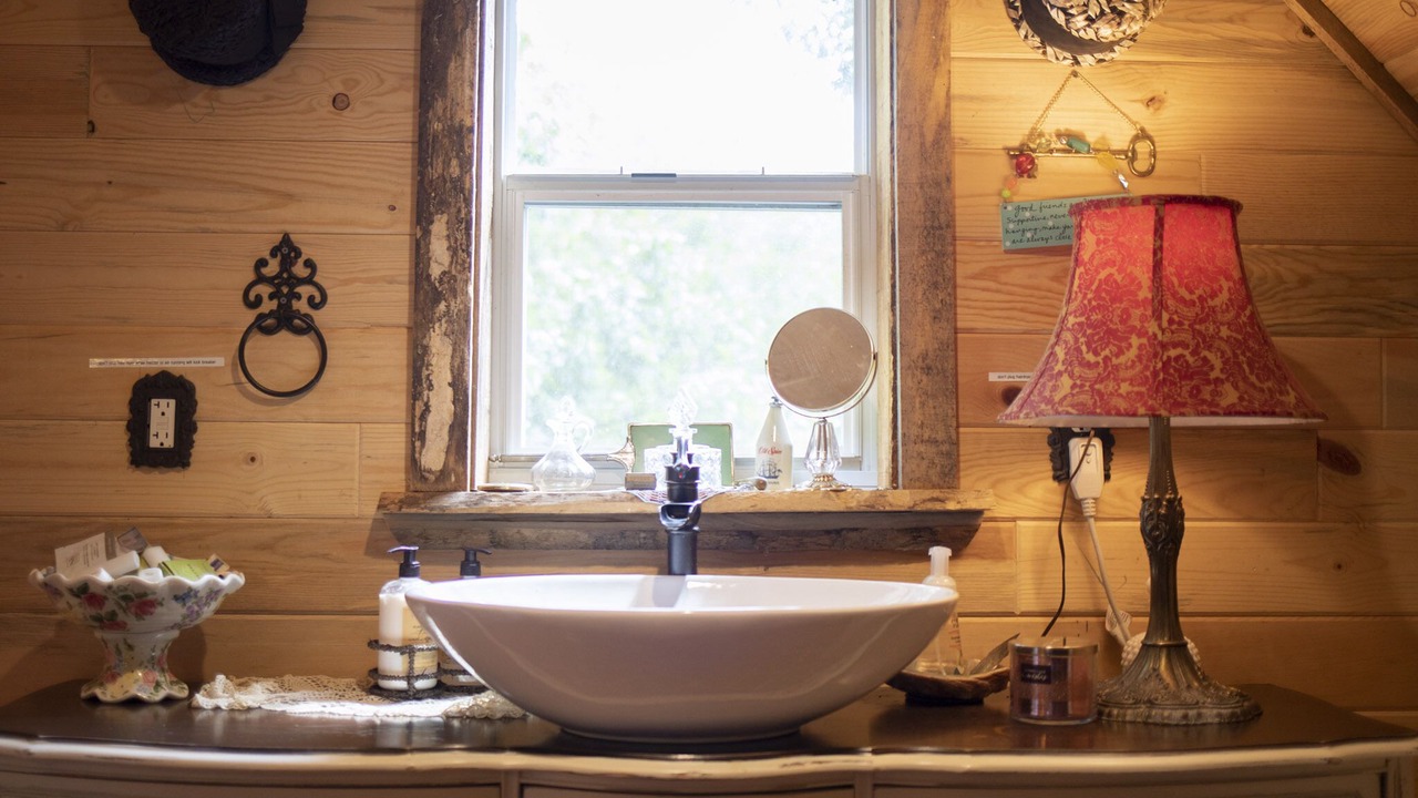 Photo of Bathroom in Flintstone