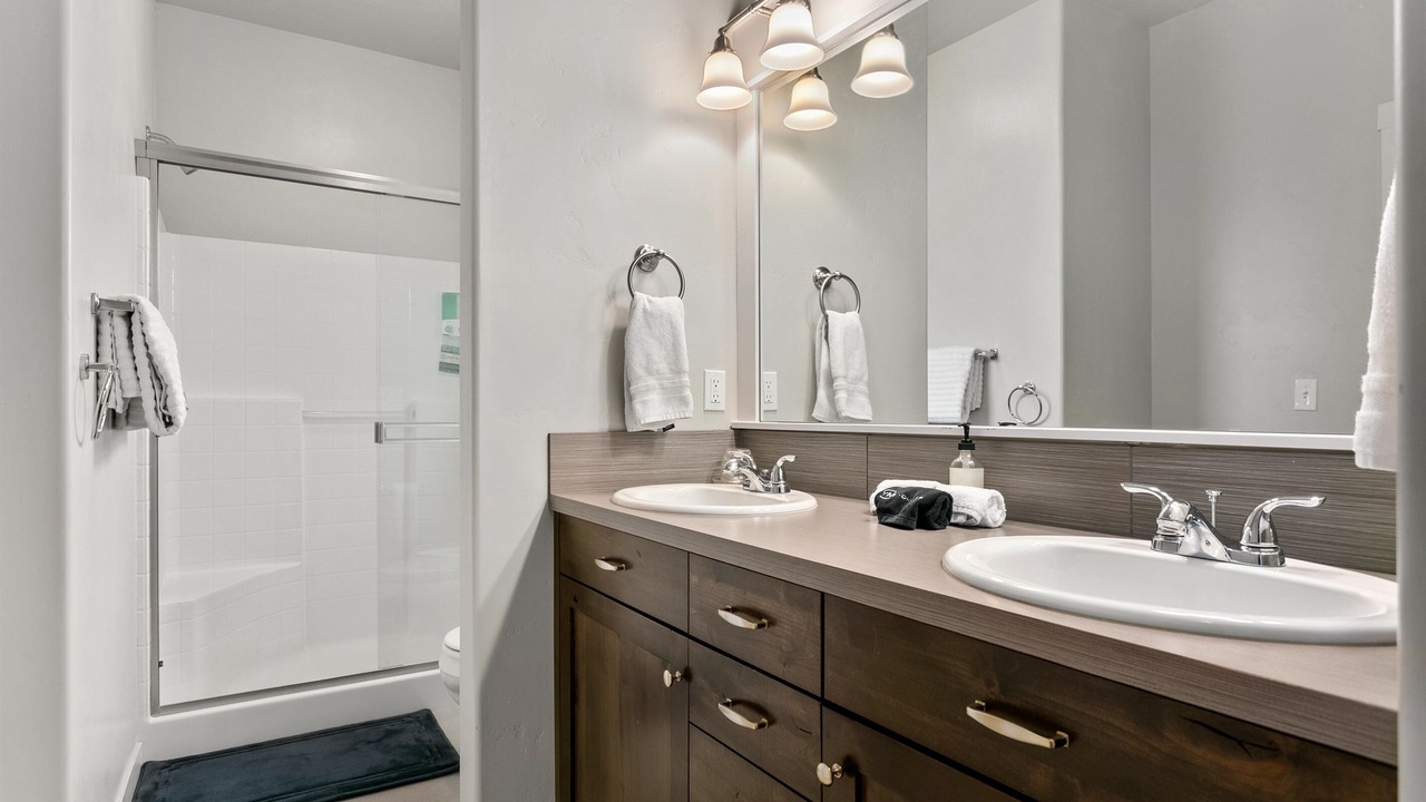 Photo of Bathroom in West Valley