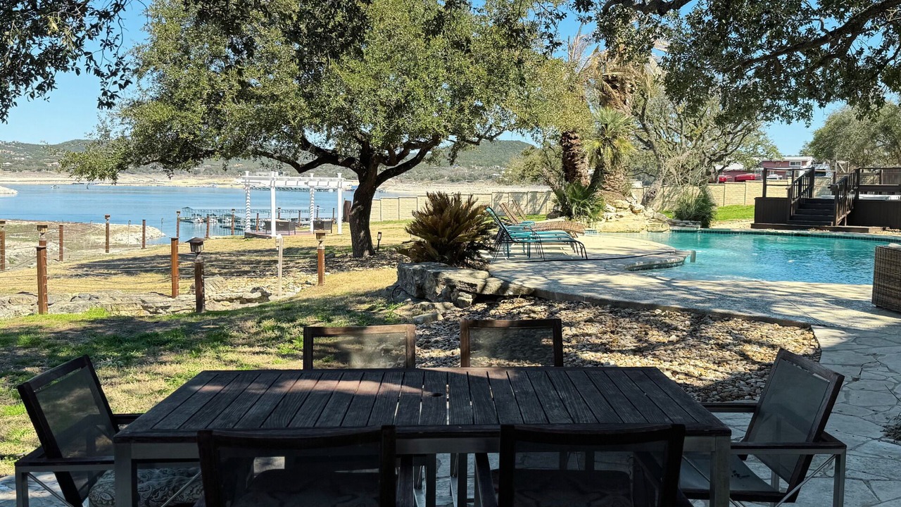 Photo of Outdoor in Hudson Bend