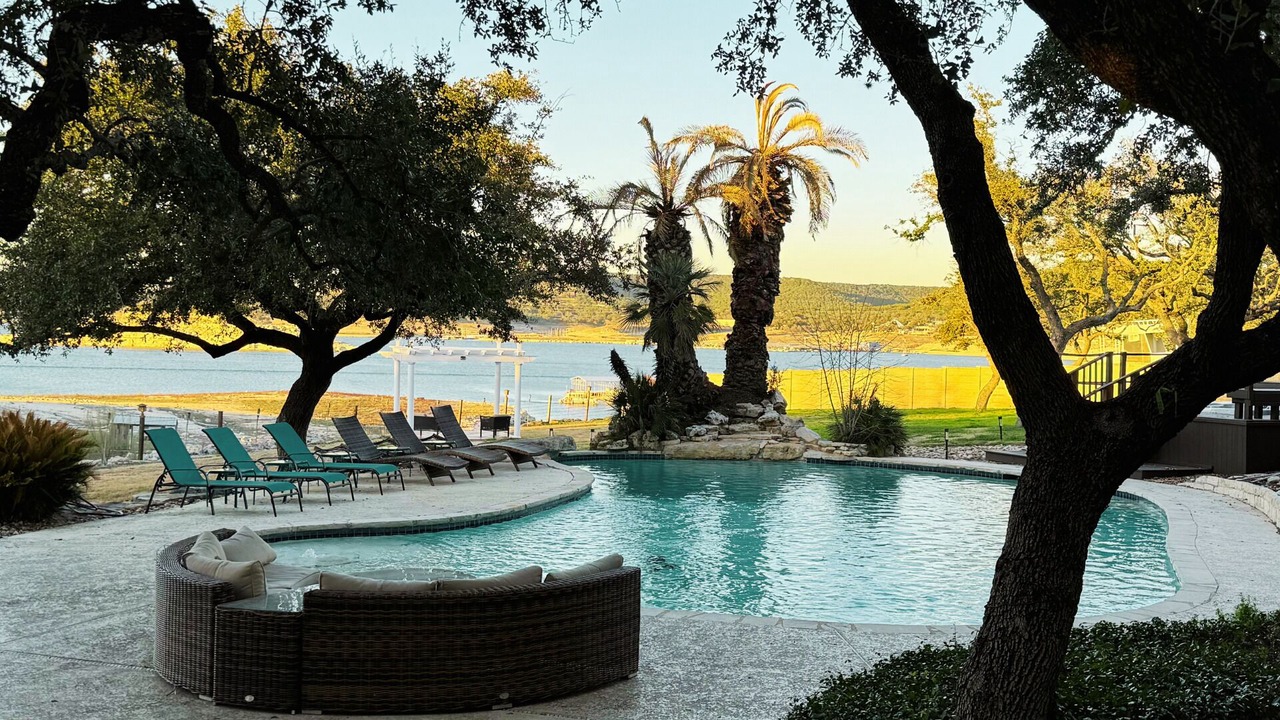 Photo of Outdoor in Hudson Bend