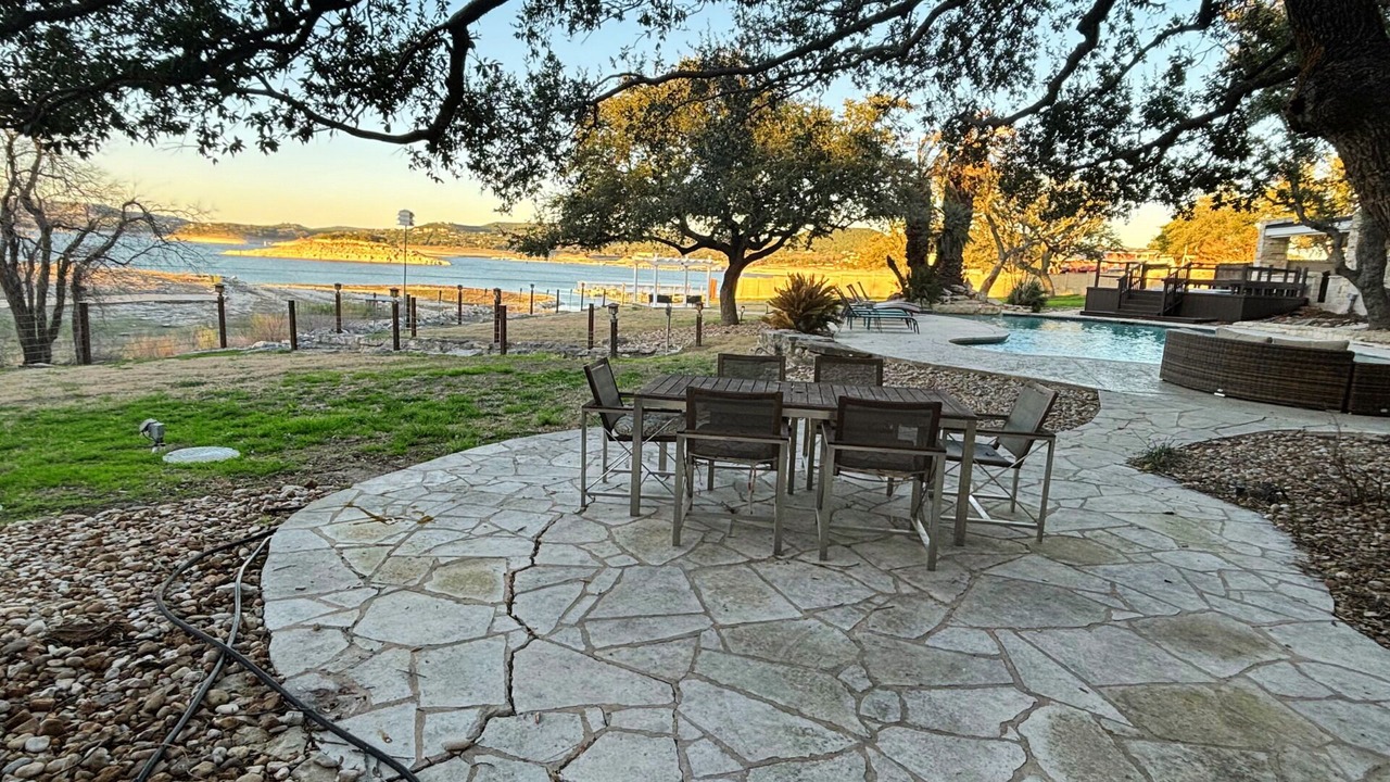 Photo of Outdoor in Hudson Bend