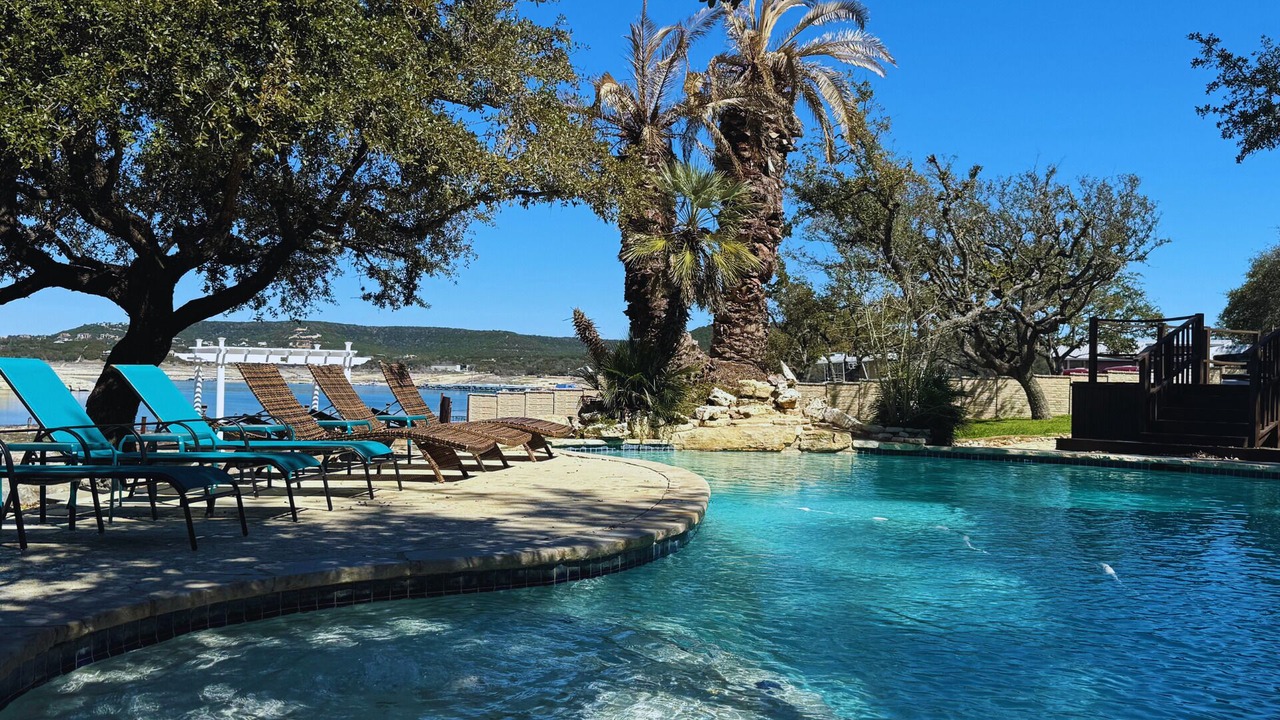 Photo of Outdoor in Hudson Bend