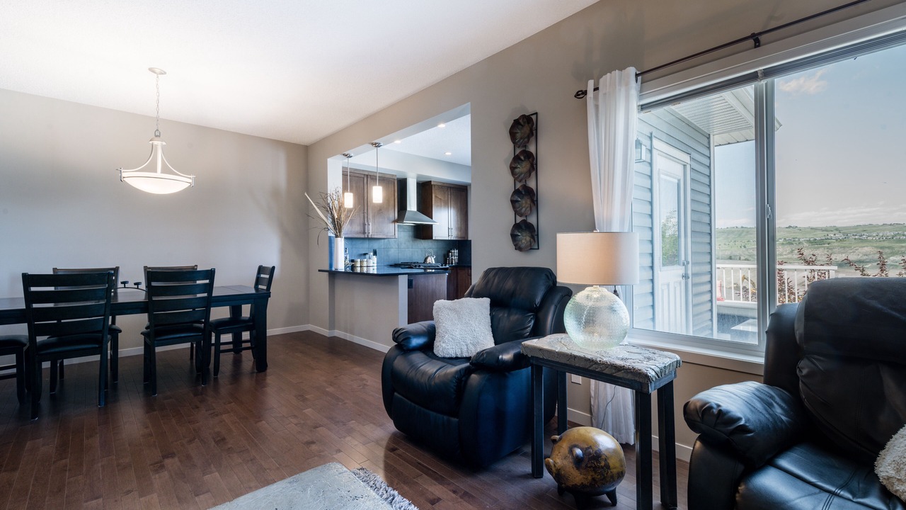 Photo of Livingroom in Cochrane