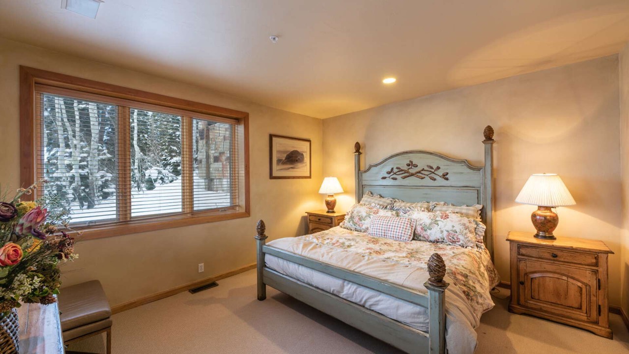 Photo of Bedroom in Deer Valley