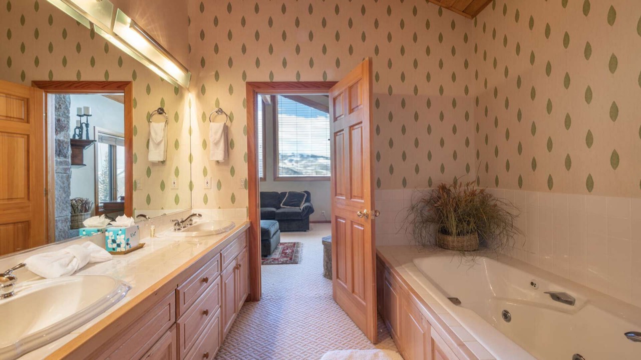 Photo of Bathroom in Deer Valley