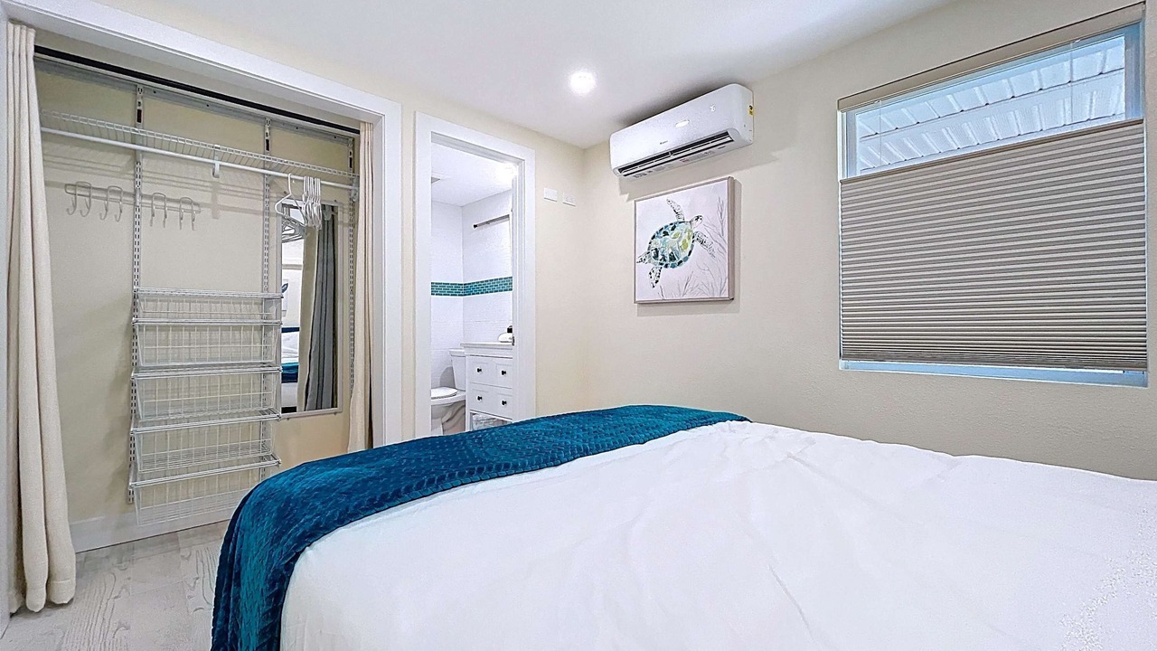 Photo of Bedroom in Bradenton Beach