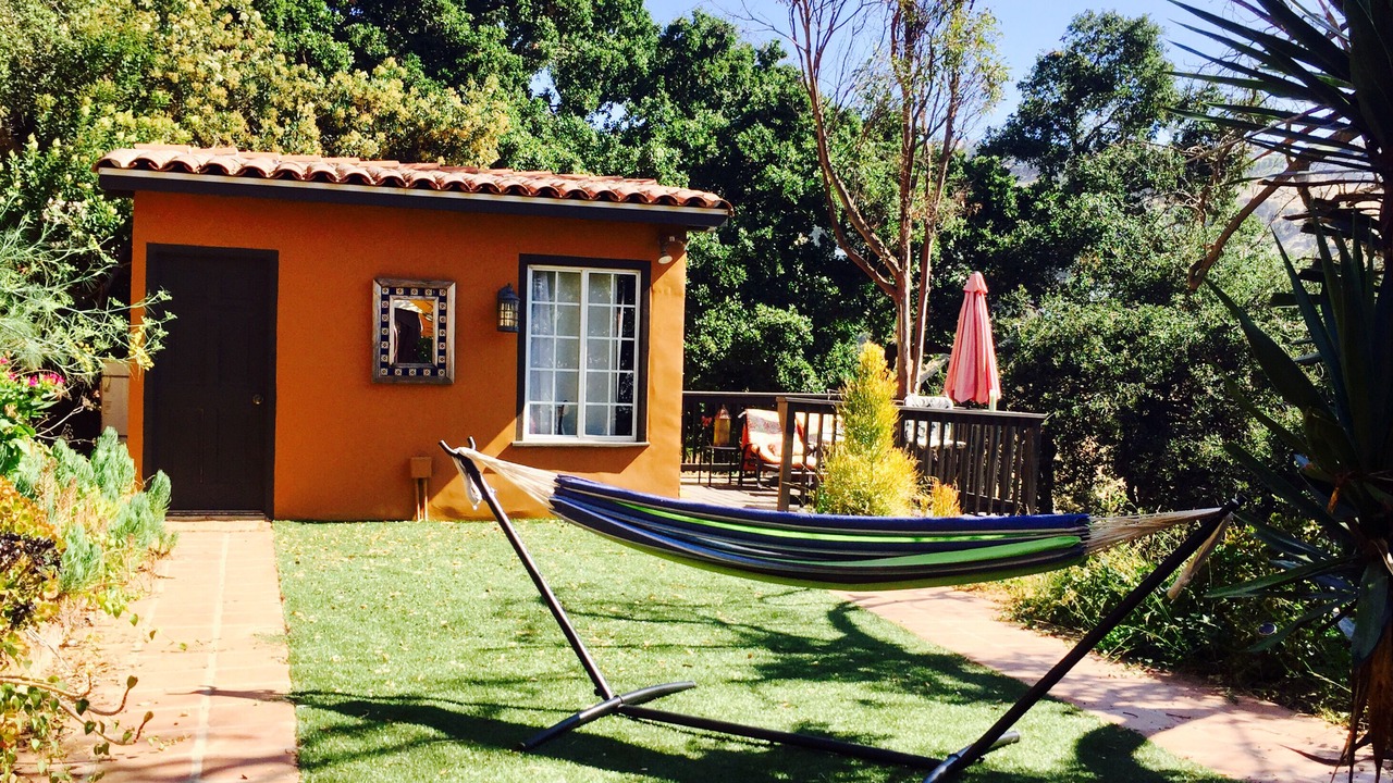 Photo of Outdoor in Hollywood Hills West