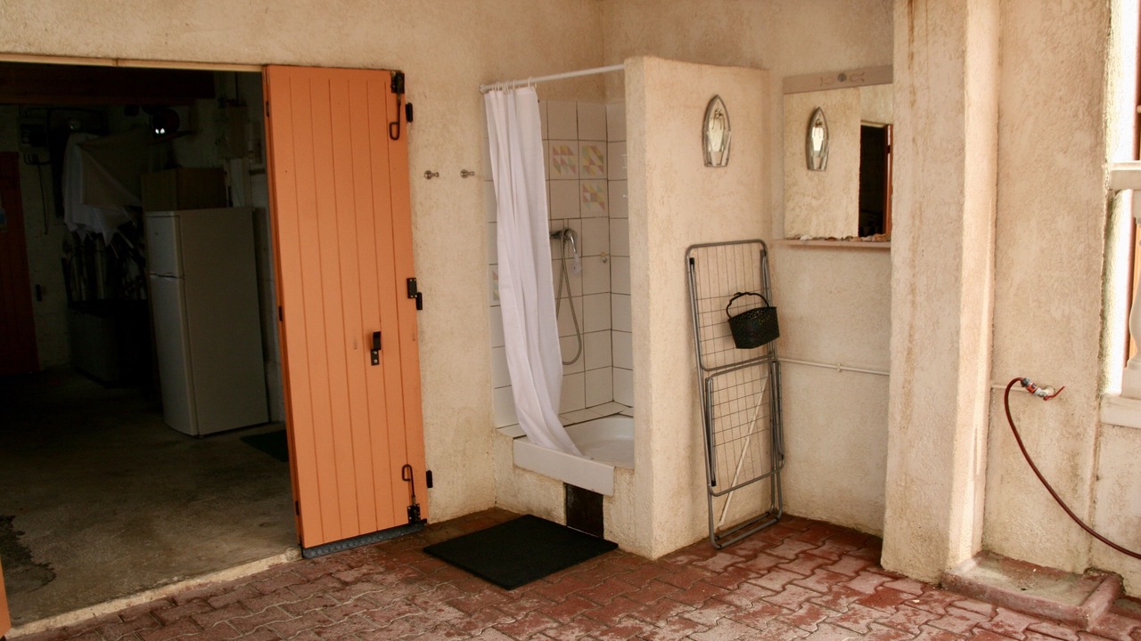 Photo of Bathroom in Frontignan