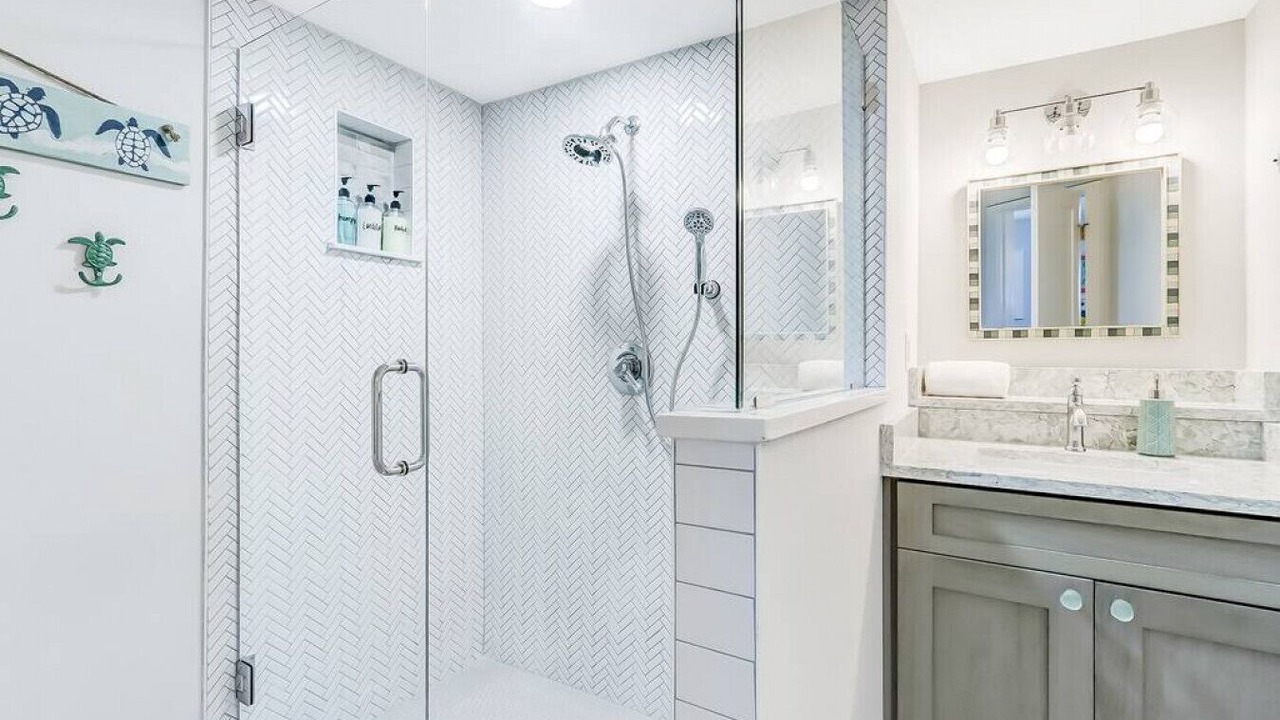 Photo of Bathroom in Fernandina Beach