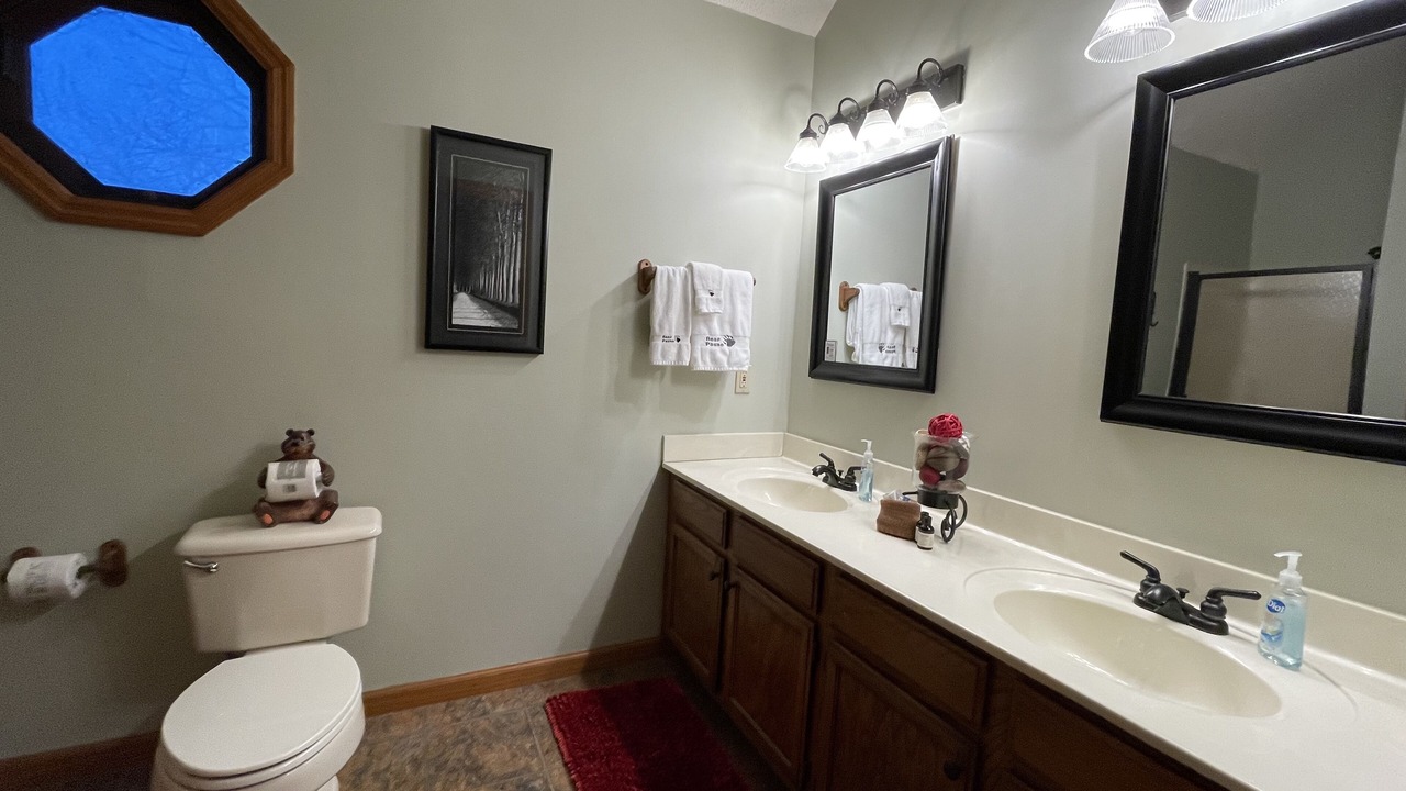 Photo of Bathroom in Pigeon Forge