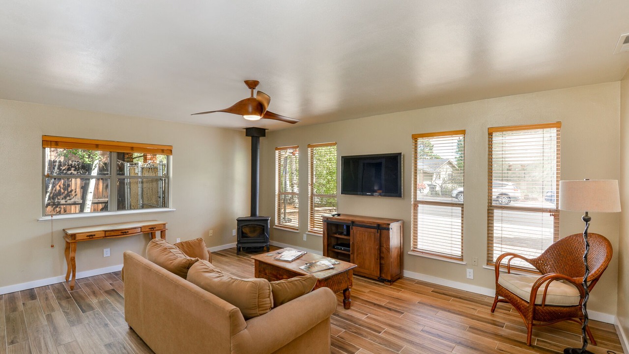 Photo of Livingroom in Flagstaff