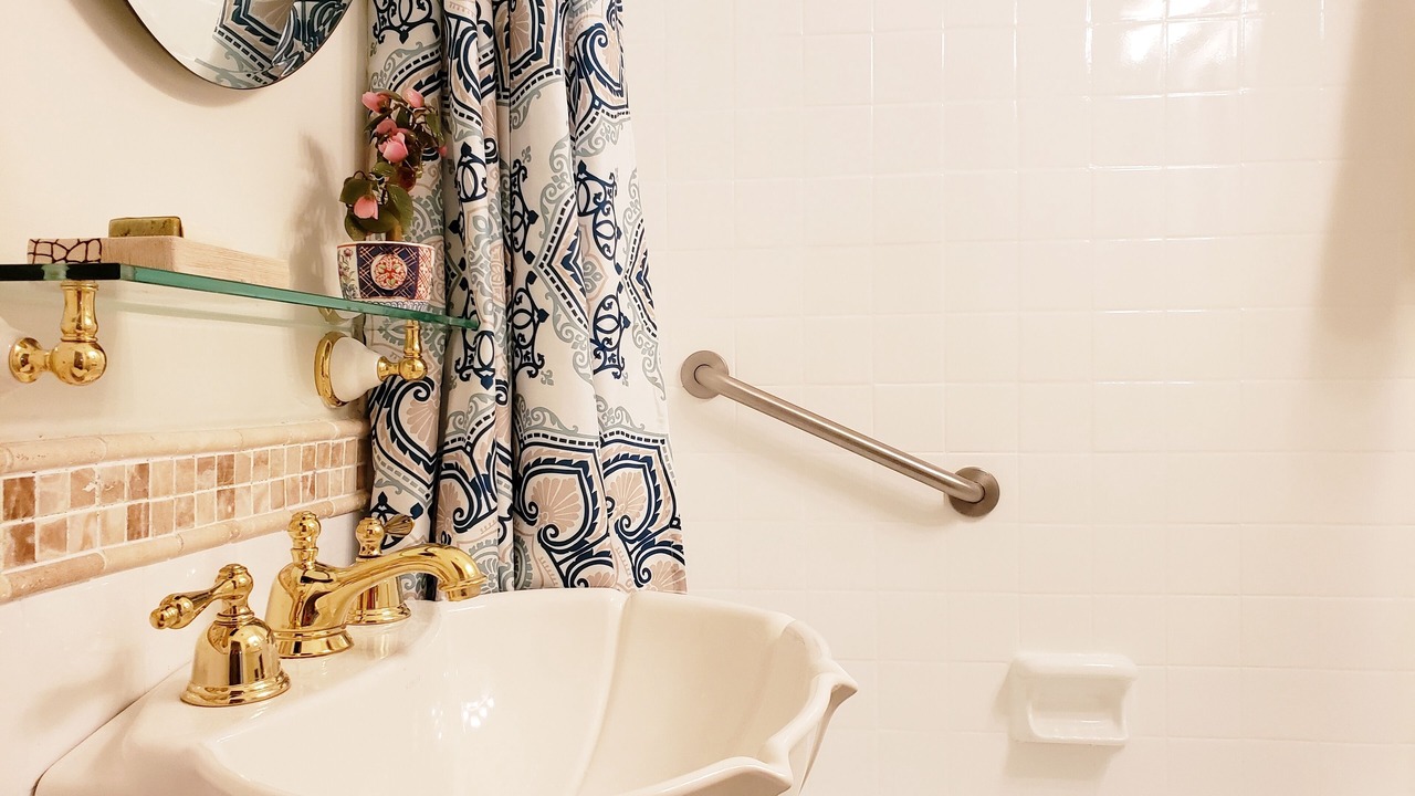 Photo of Bathroom in Weaverville
