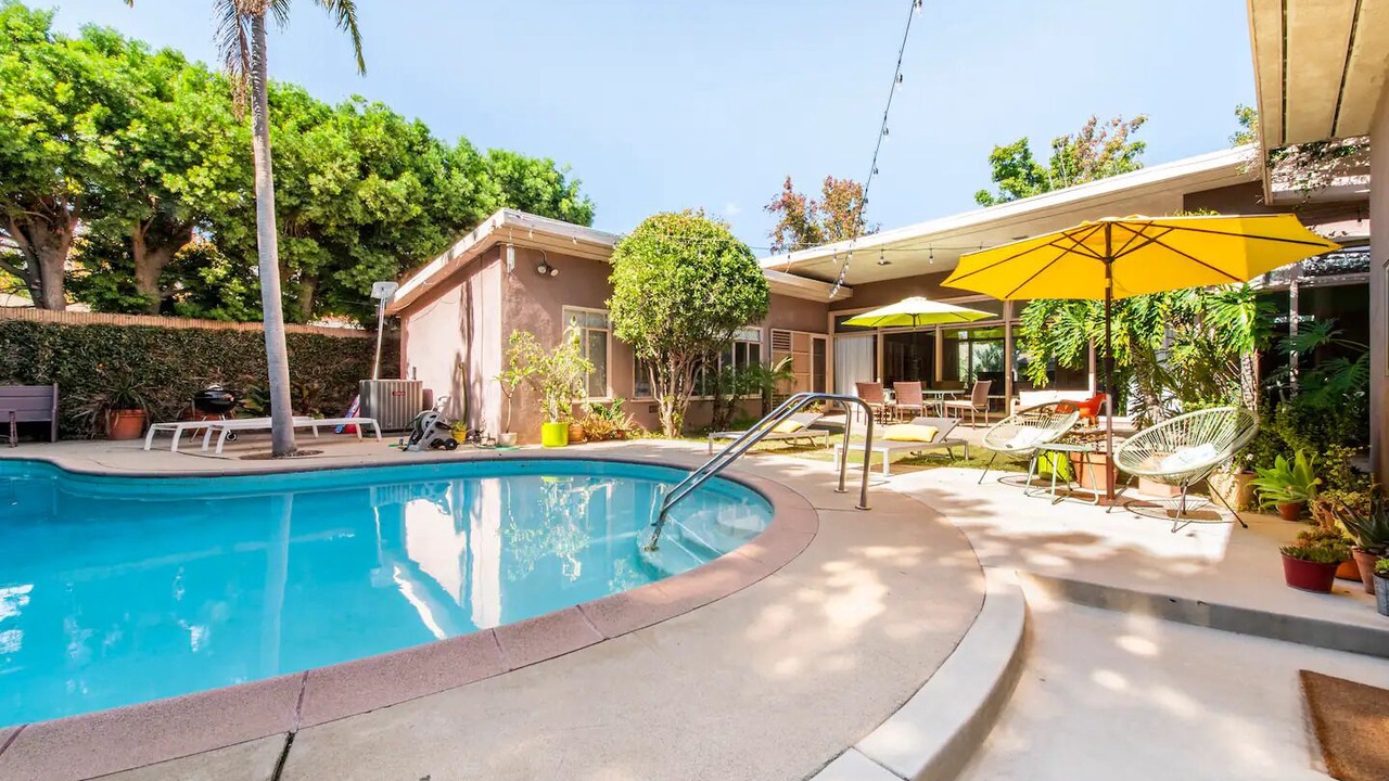 Photo of Outdoor in Bixby Knolls