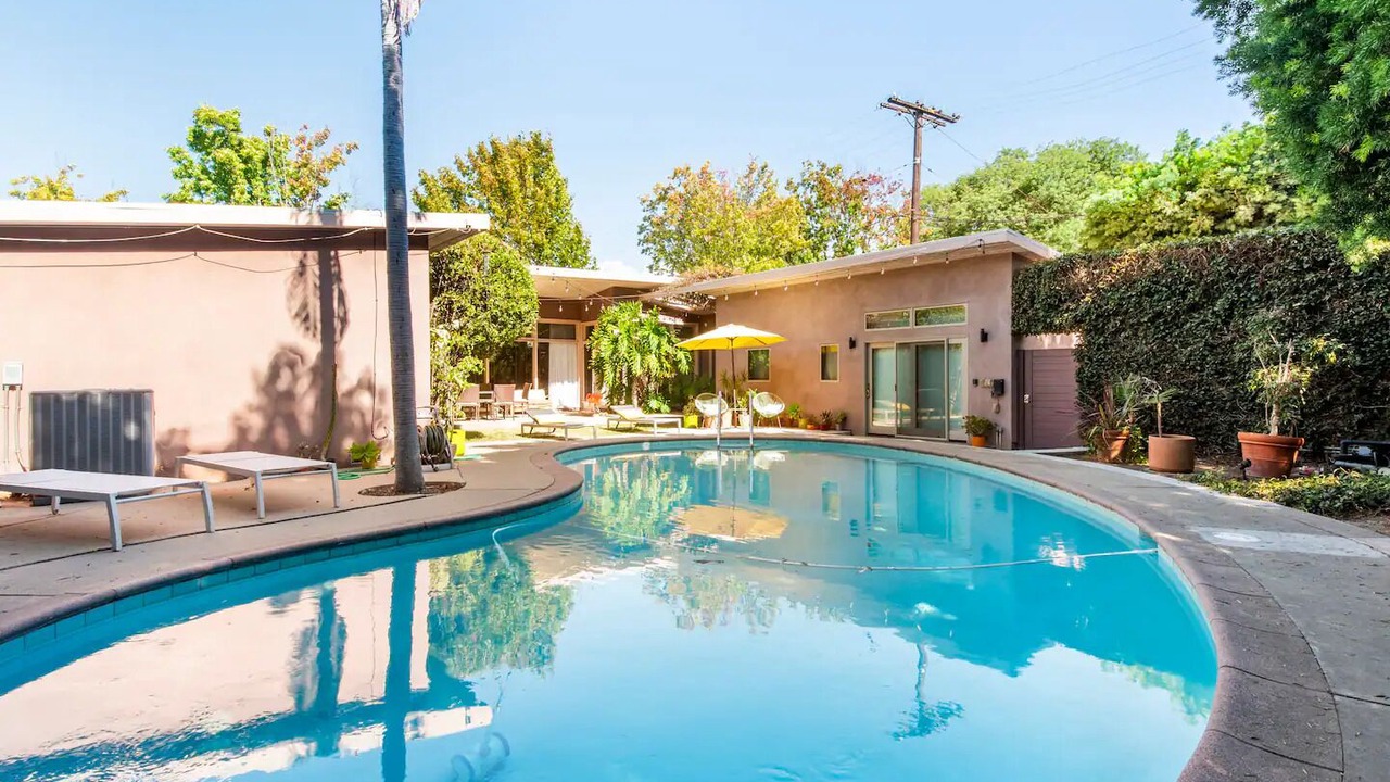 Photo of Outdoor in Bixby Knolls