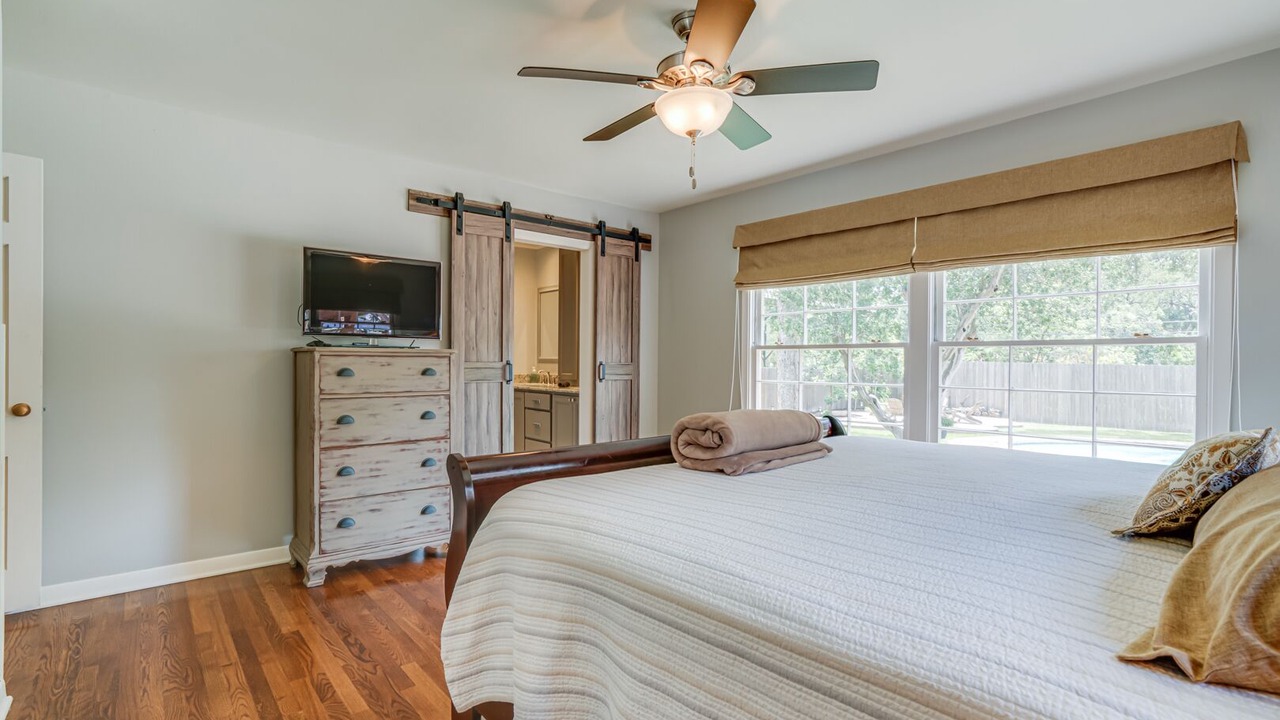 Photo of Bedroom in North San Antonio - SAT