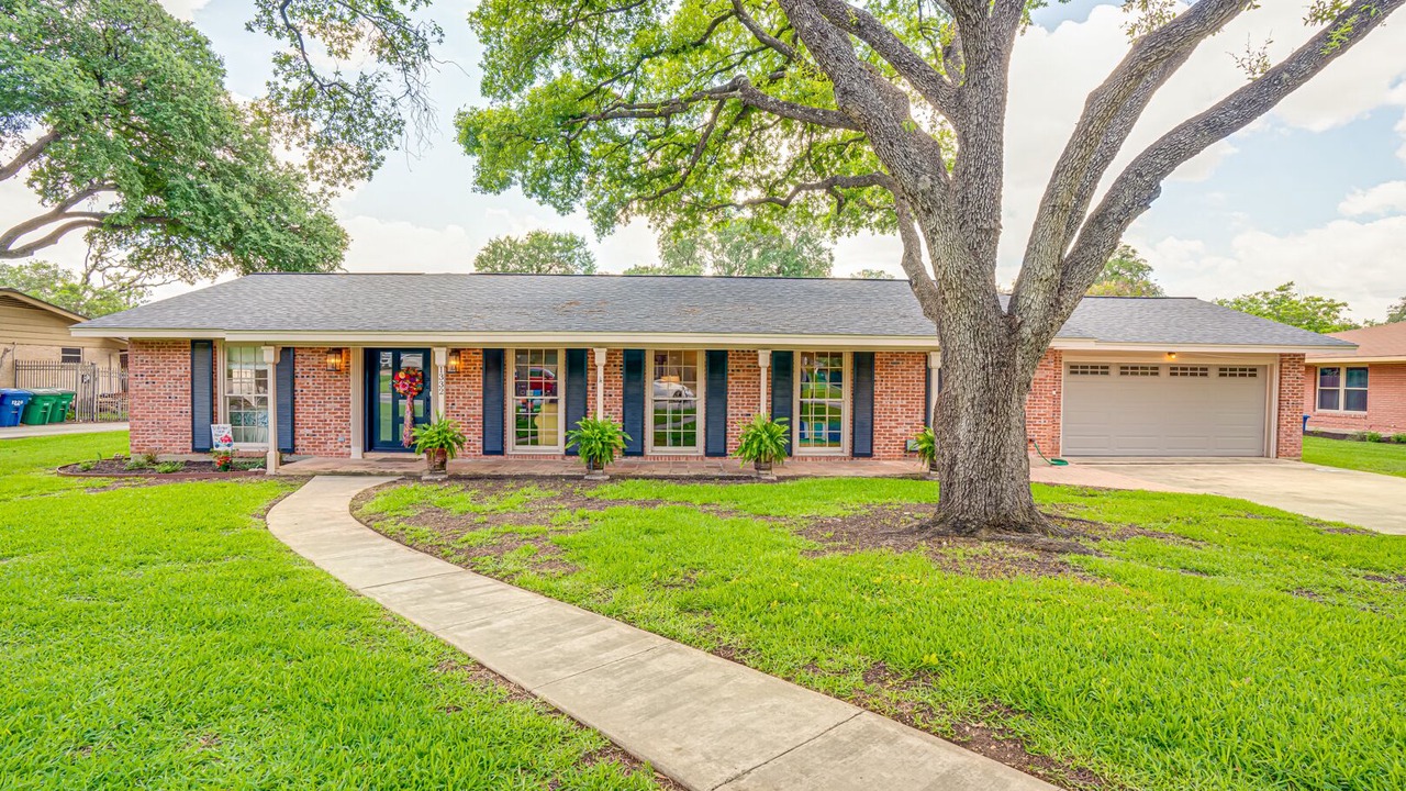 Photo of Outdoor in North San Antonio - SAT