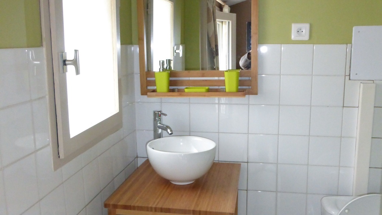Photo of Bathroom in Lanton