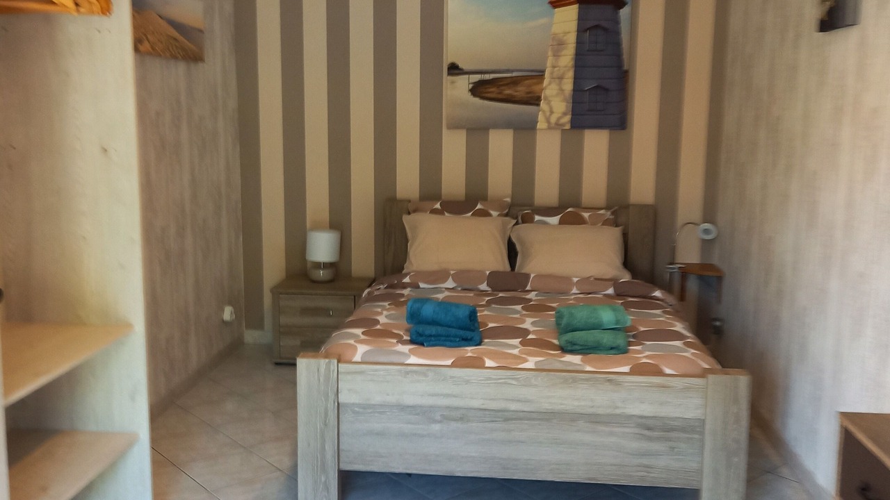 Photo of Bedroom in Lanton