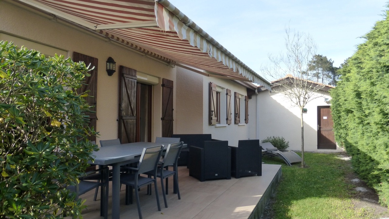 Photo of Outdoor in Lanton