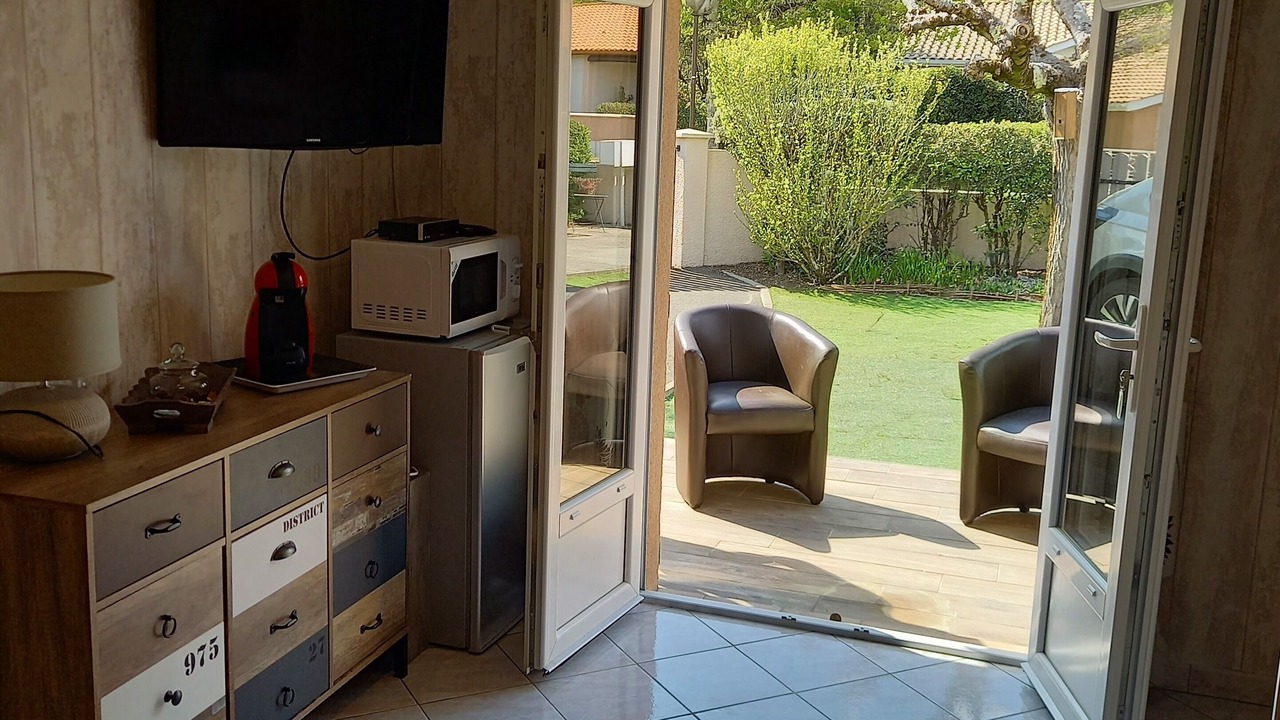 Photo of Others in Lanton