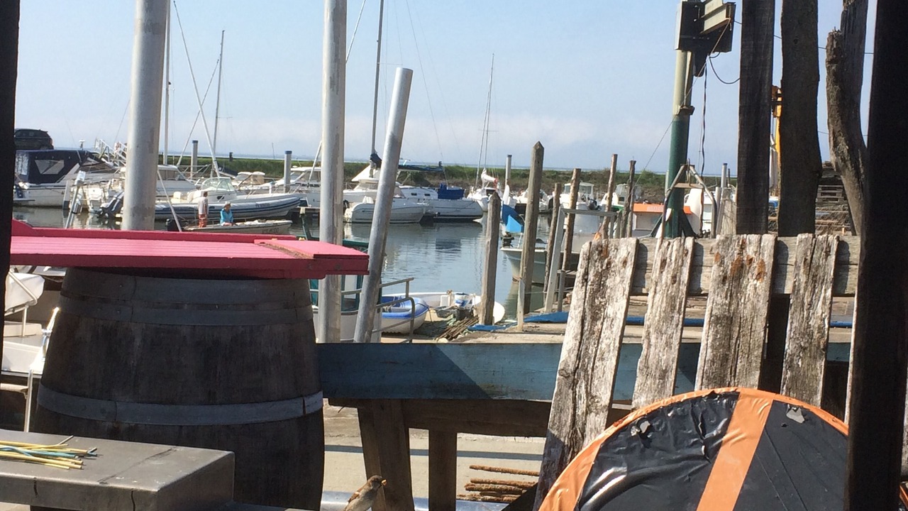 Photo of Others in Lanton