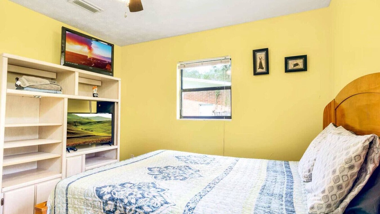 Photo of Bedroom in Orange Park