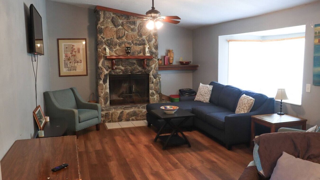 Photo of Livingroom in Orange Park