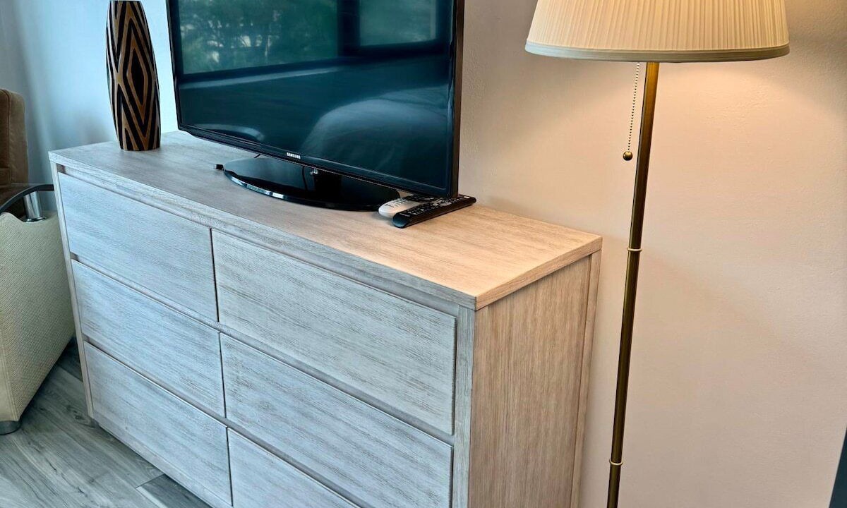 Photo of Others in Mid Beach