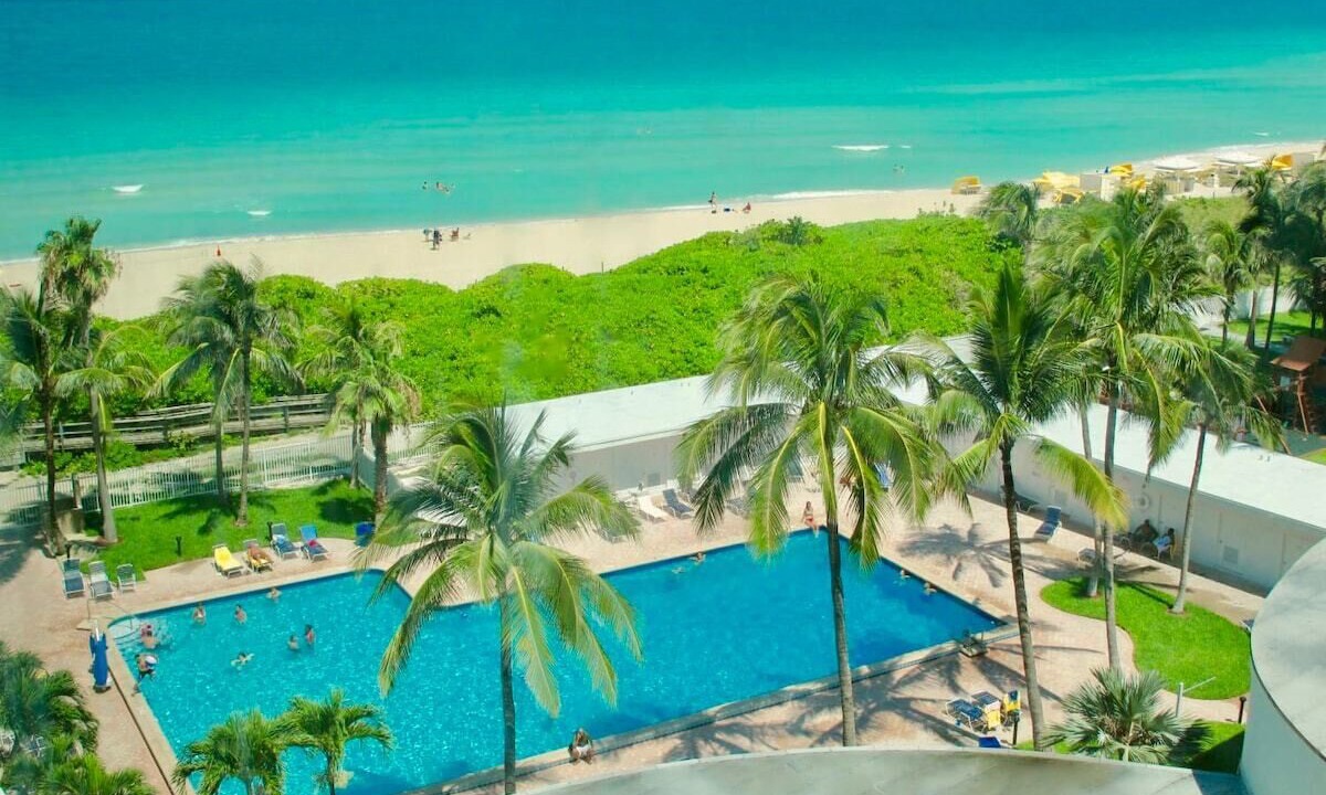 Photo of Outdoor in Mid Beach