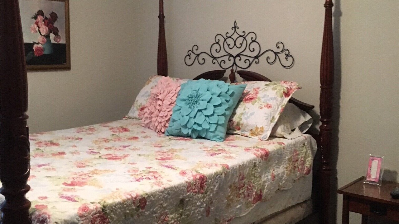 Photo of Bedroom in Canterbury Farms