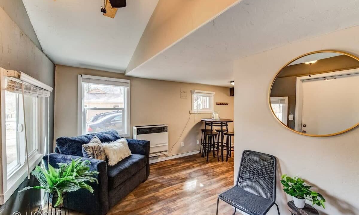 Photo of Livingroom in Manitou Springs