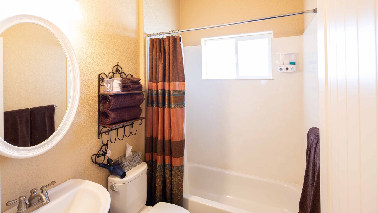 Photo of Bathroom in Elgin