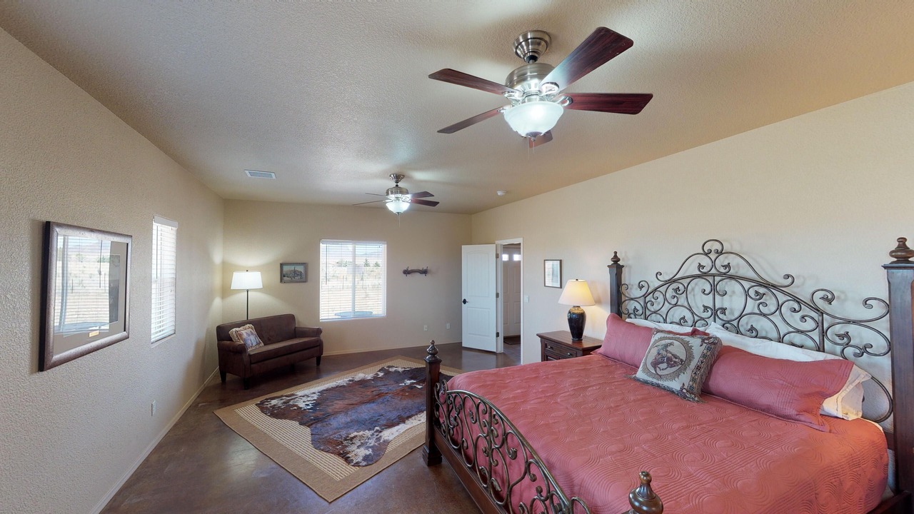 Photo of Bedroom in Elgin