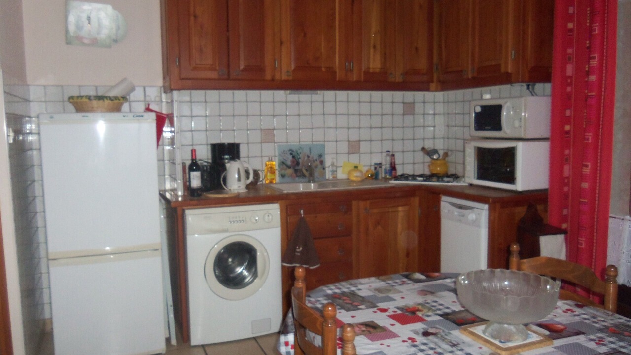 Photo of Kitchen in Puy-Saint-Pierre