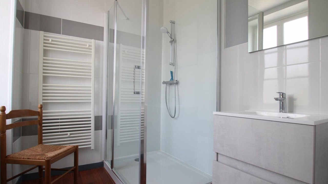 Photo of Bathroom in Brecey