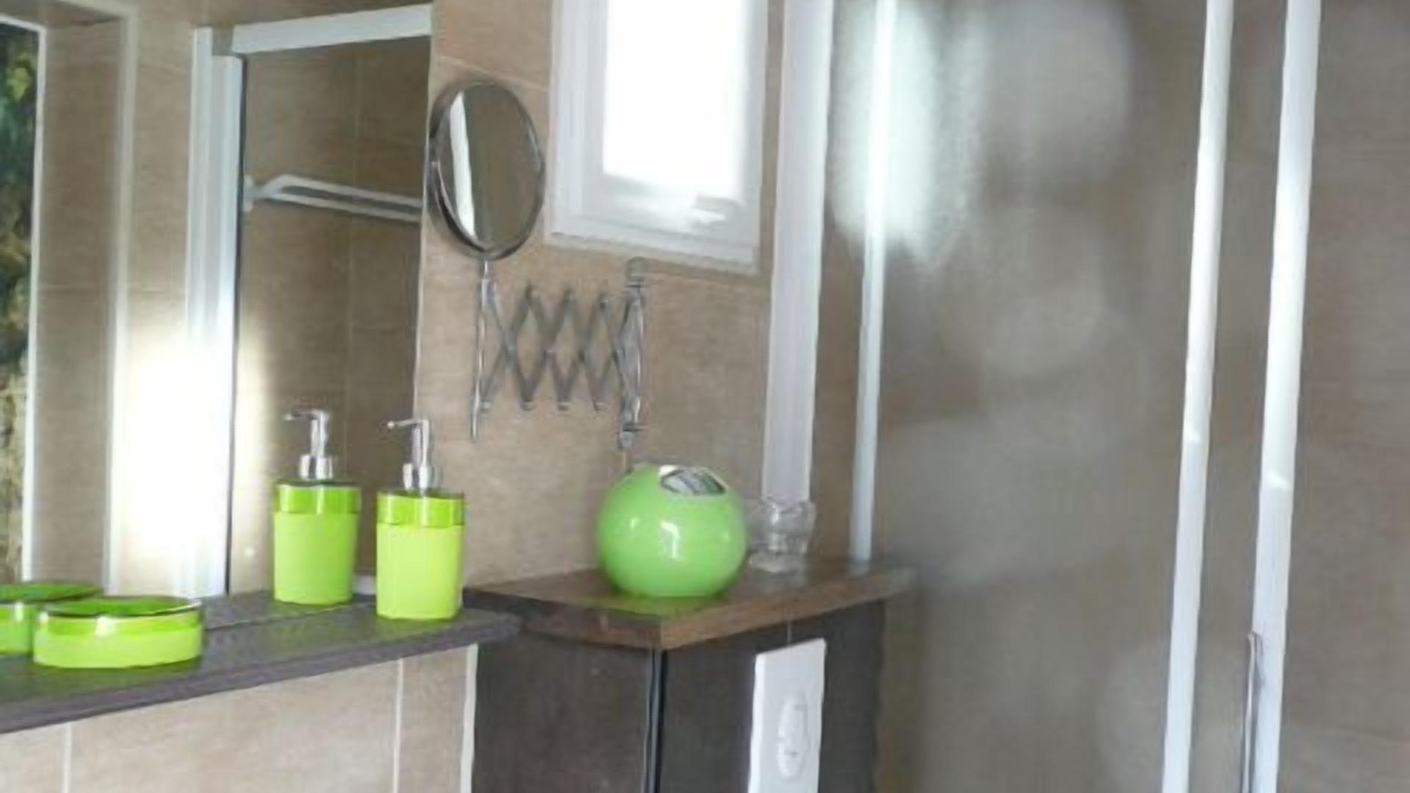 Photo of Bathroom in Cauterets