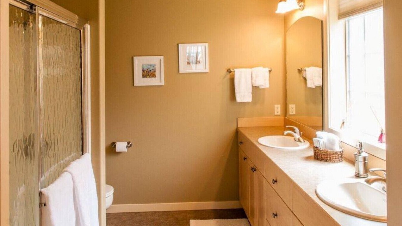 Photo of Bathroom in Walla Walla East