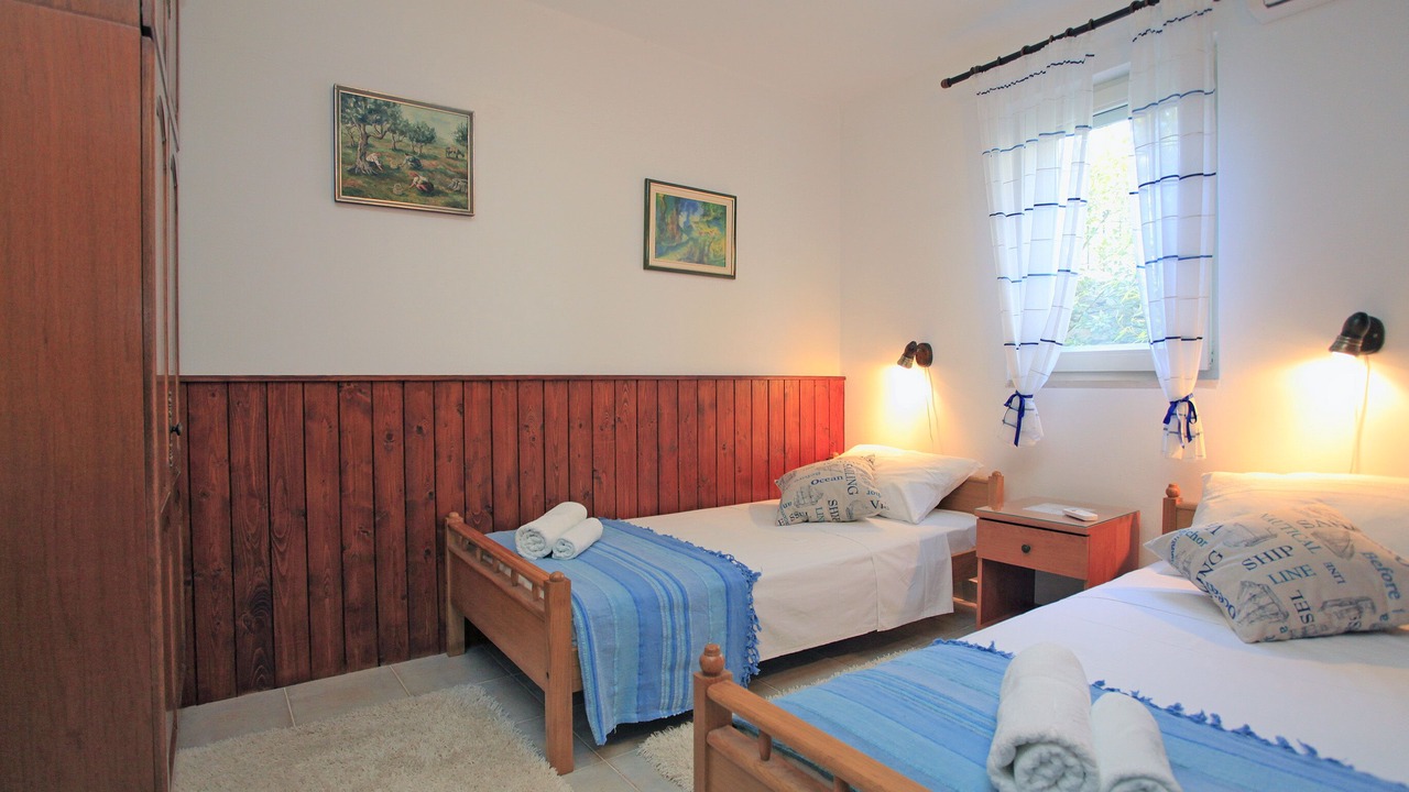 Photo of Bedroom in Potirna
