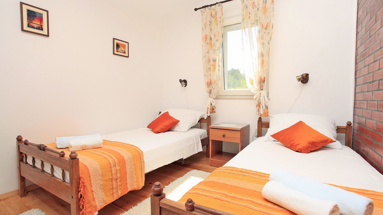 Photo of Bedroom in Potirna