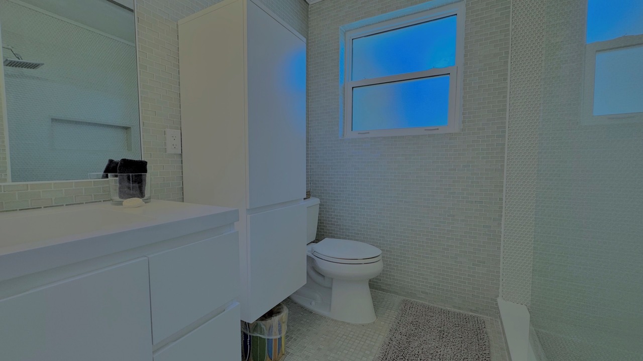 Photo of Bathroom in Boardwalk