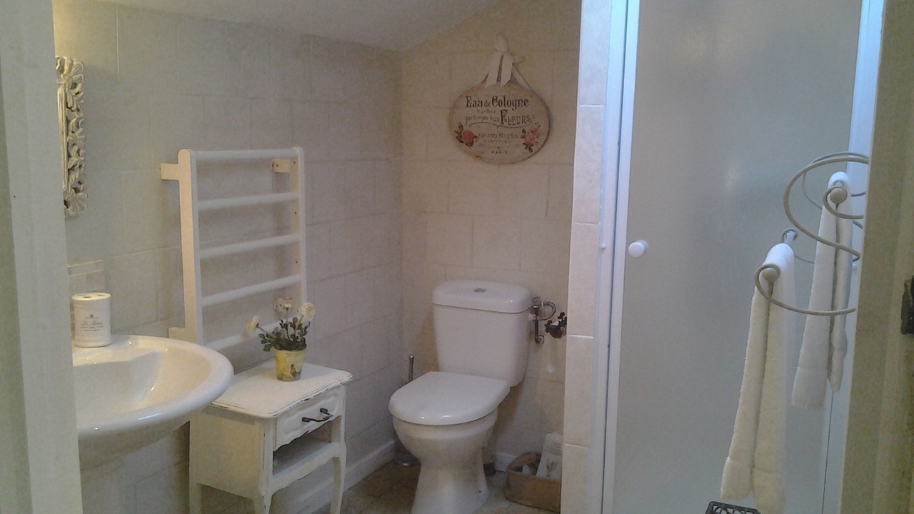 Photo of Bathroom in Princay