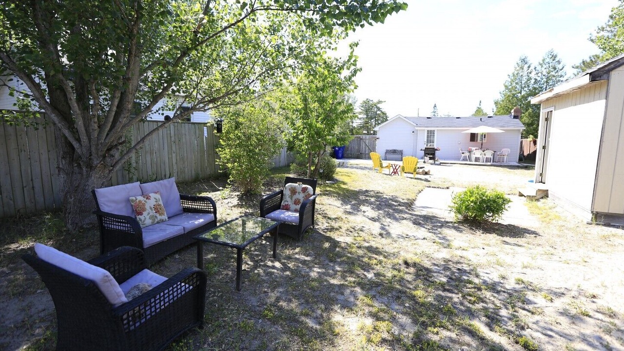 Photo of Patio Balcony in Wasaga Beach