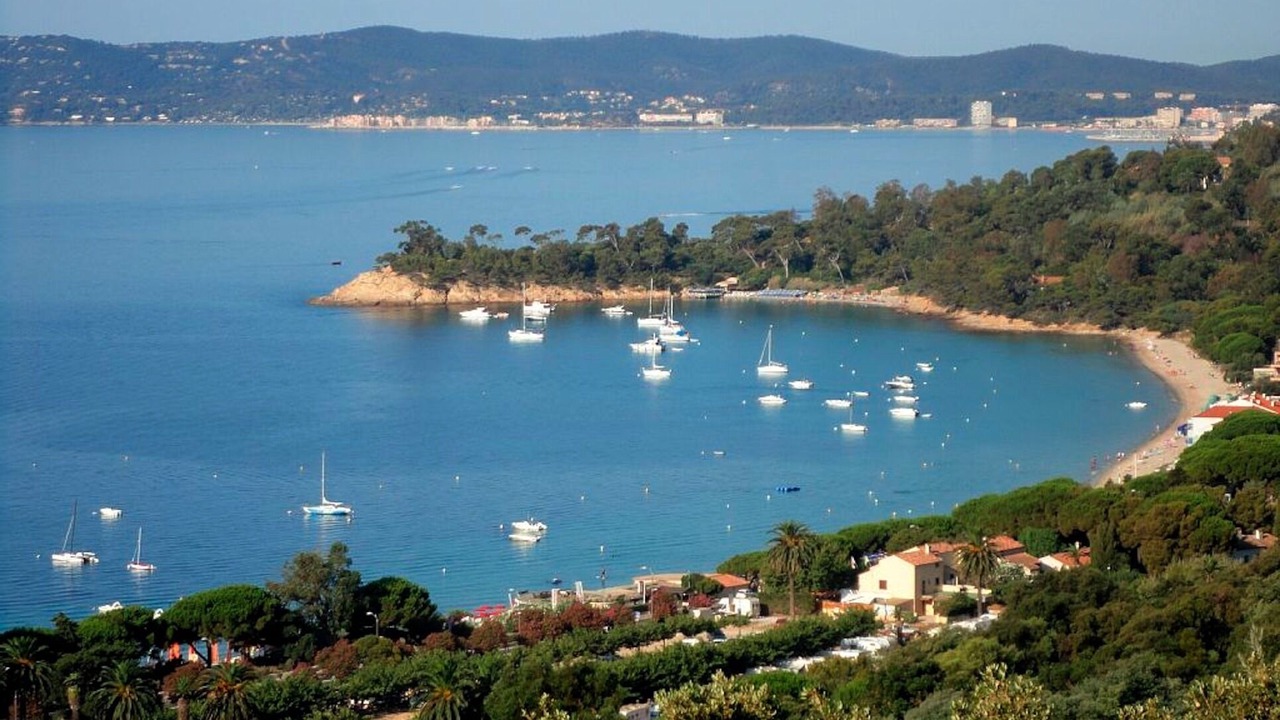 Photo of Others in Cavaliere Beach