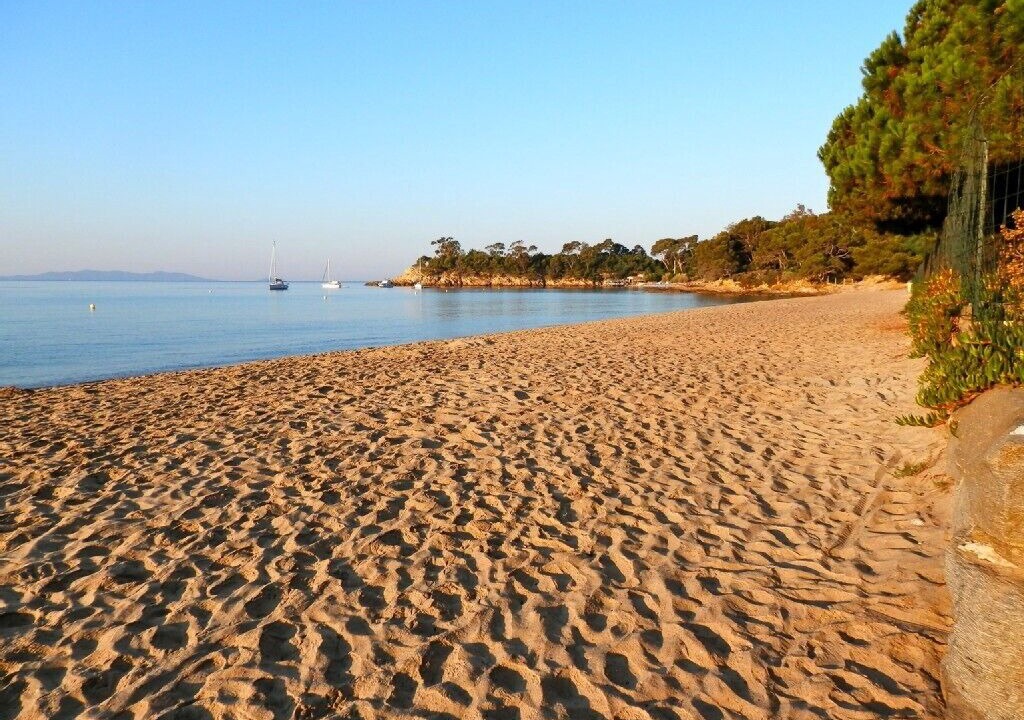 Photo of Others in Cavaliere Beach