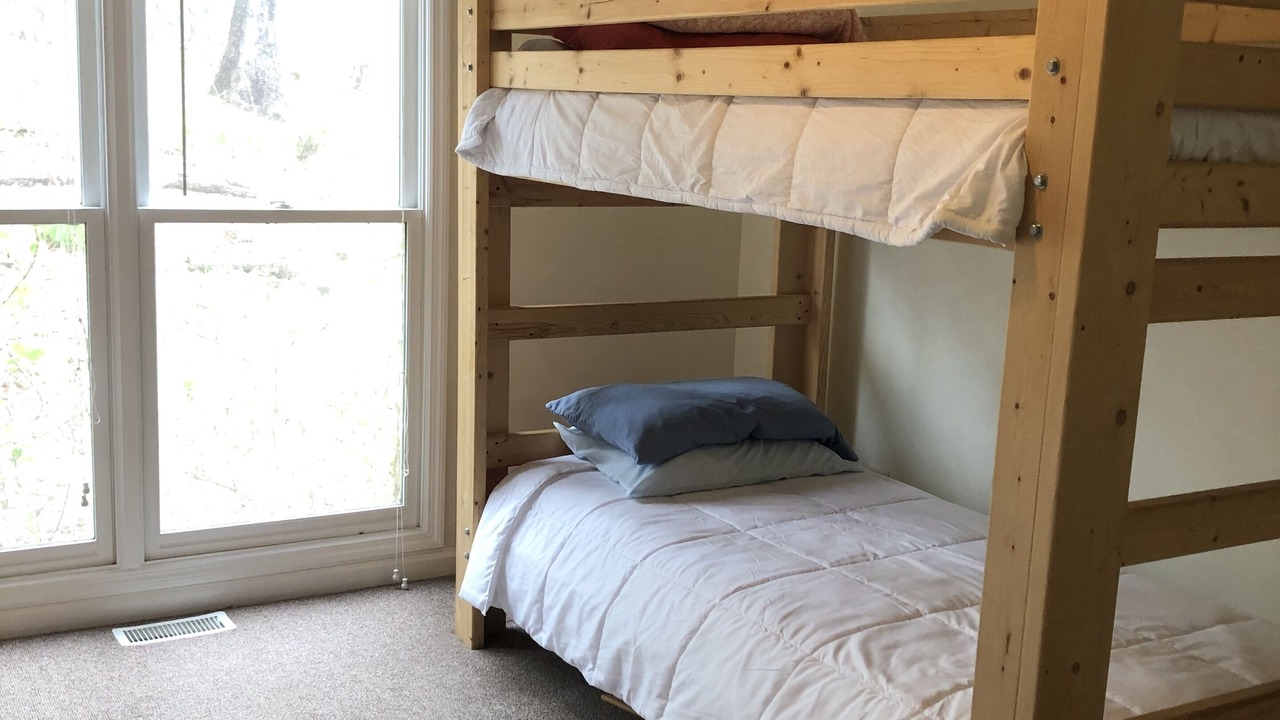 Photo of Bedroom in Salem