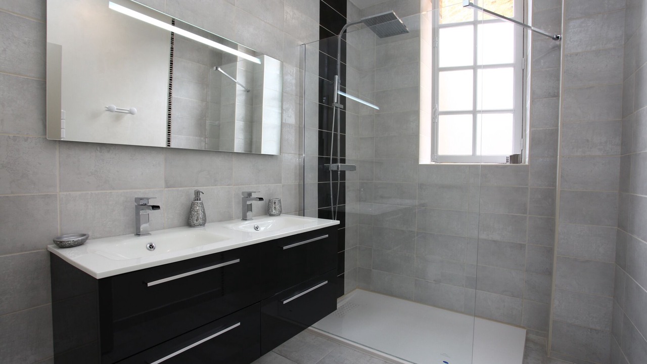 Photo of Bathroom in Sarlat-la-Caneda