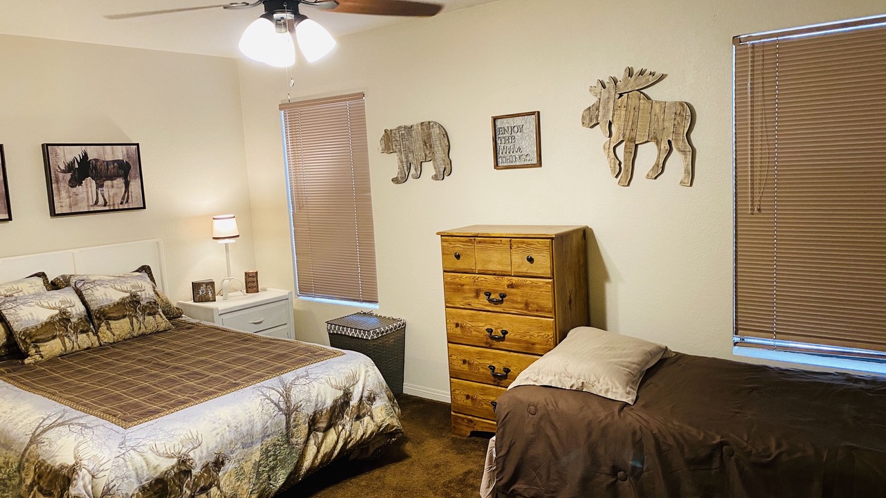 Photo of Bedroom in Pinetop