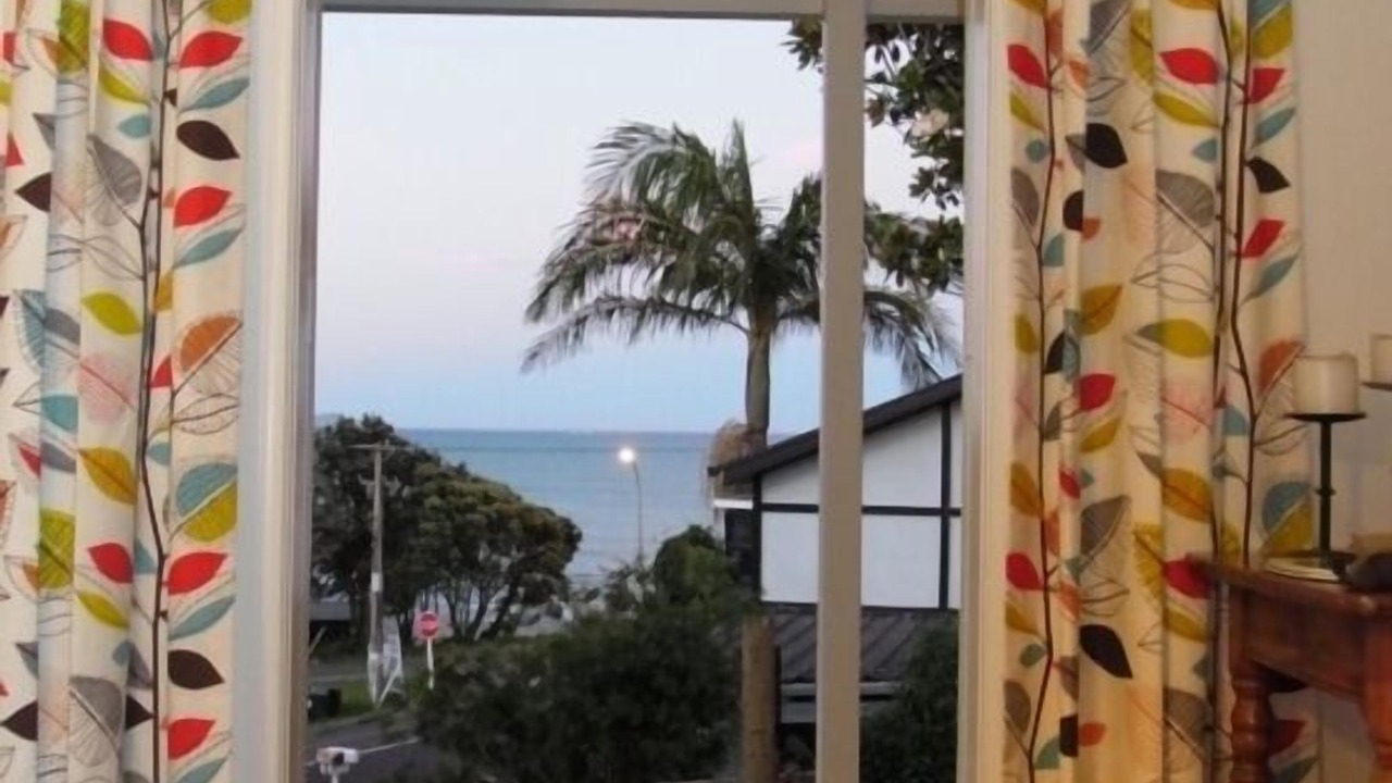 Photo of Others in Cable Bay