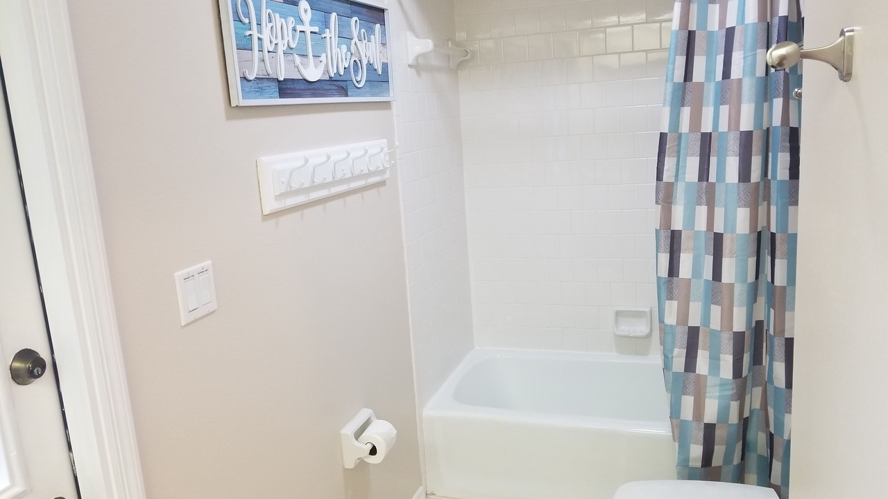 Photo of Bathroom in Englewood East