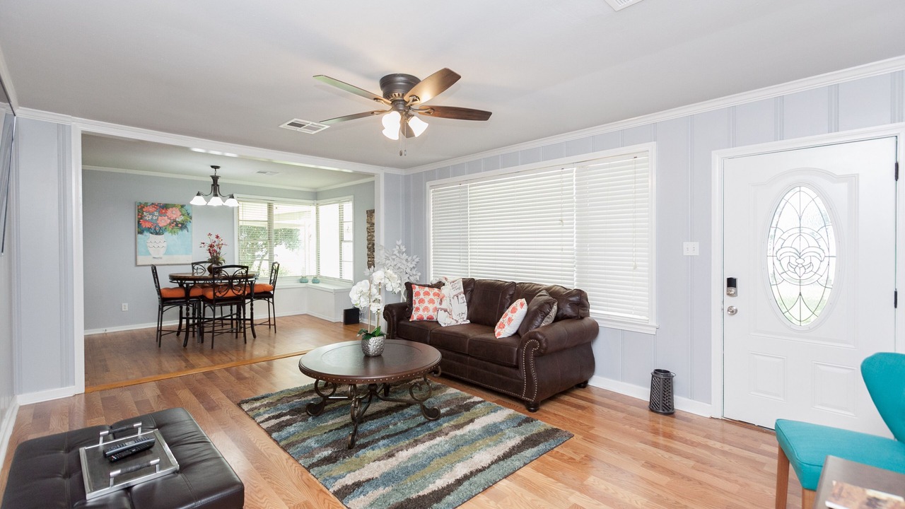 Photo of Livingroom in Mid City South